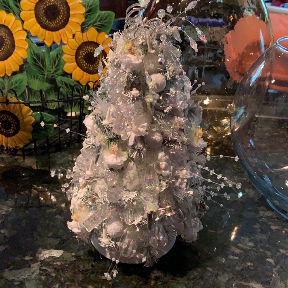 Table Christmas tree -white